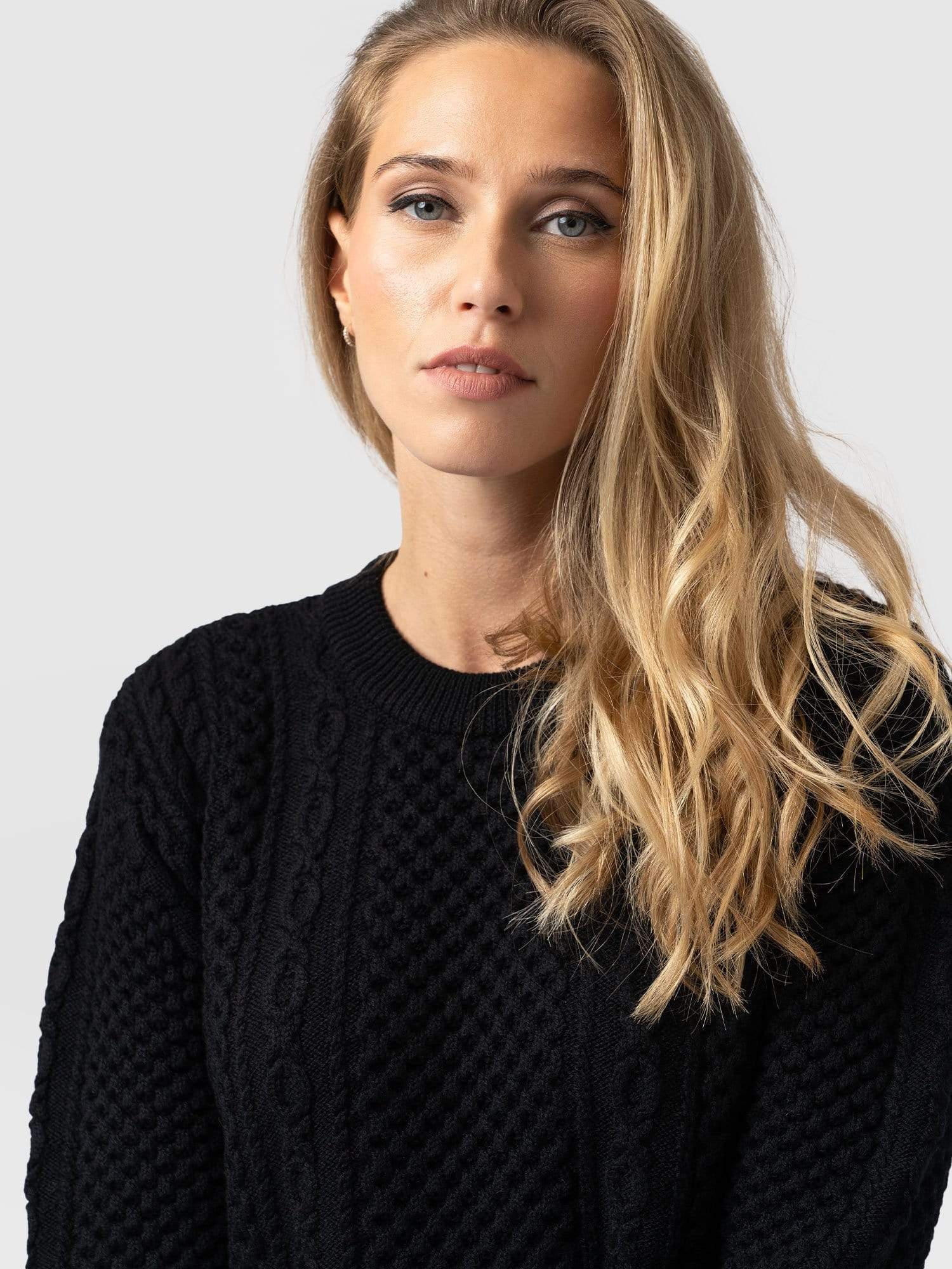 Billie Aran Knit Jumper Black - Women's Jumpers | Saint + Sofia® UK